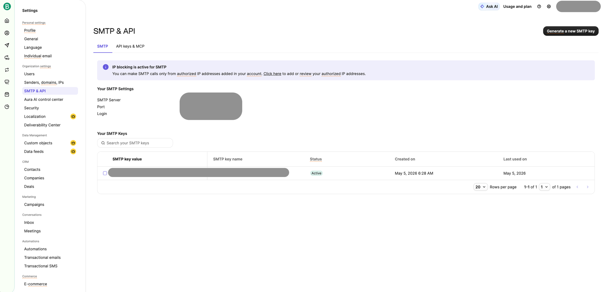 Brevo SMTP settings page showing server, port, login and SMTP key generation